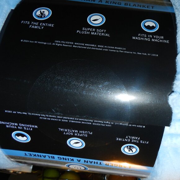 London Fog Dusty Blue Heavyweight Plush Blanket Bigger then King XXL🆕📦🏃🏻💨⚡ - Picture 12 of 16